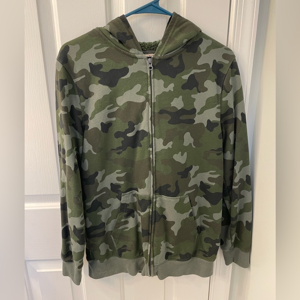 Cat & Jack camouflage Sherpa lined hooded jacket YXL 16